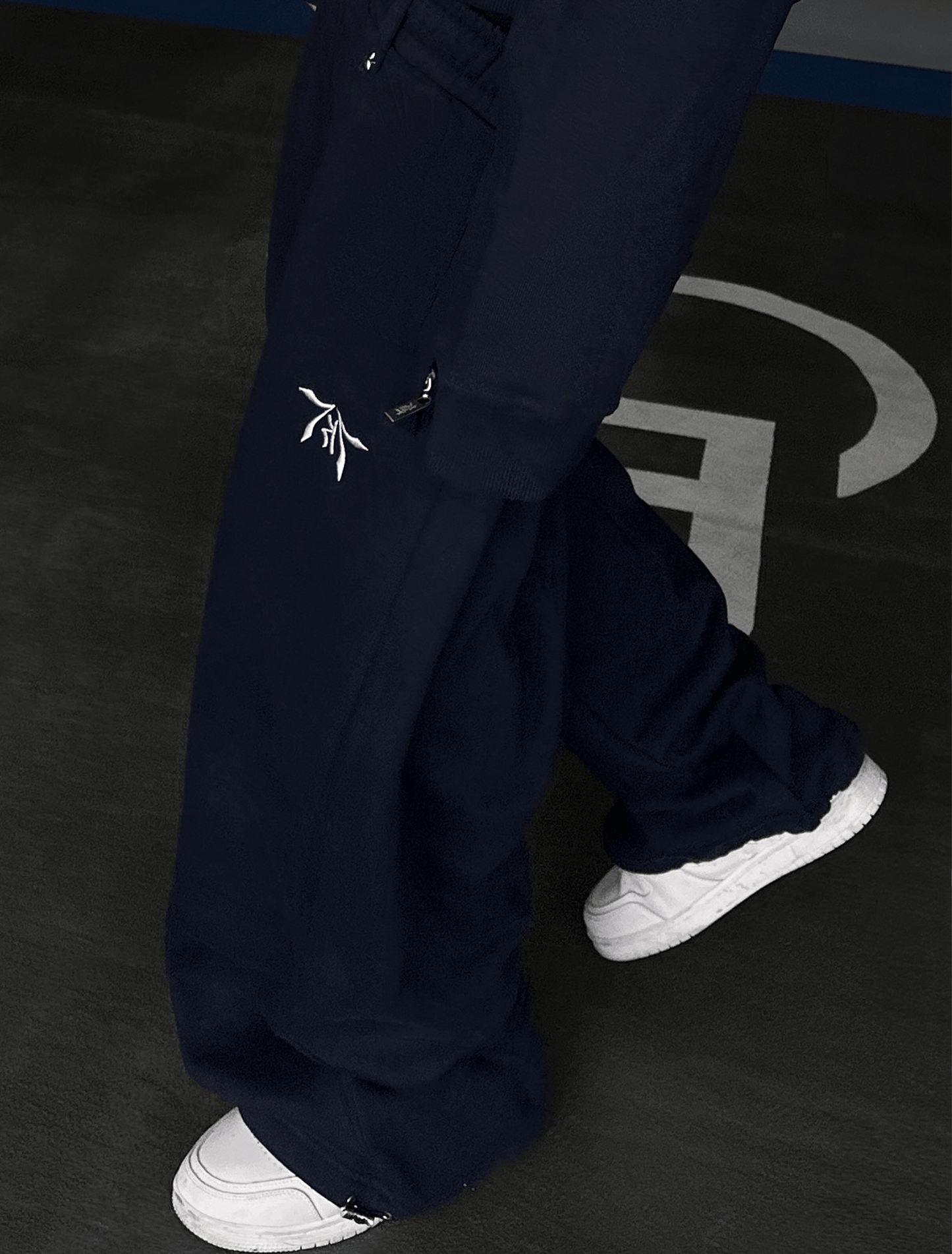 BUNDLE: JOGGER + ZIP-HOODIE