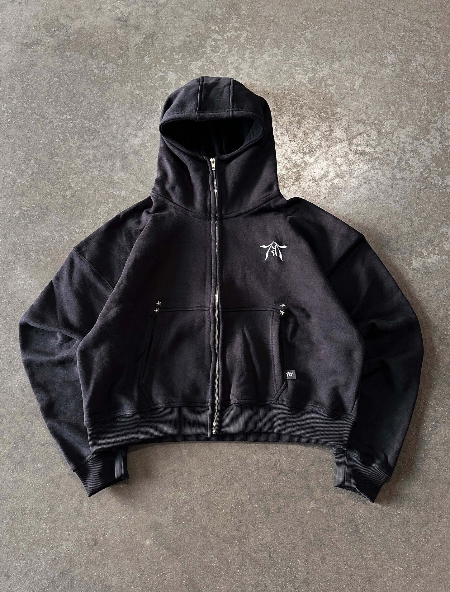 OBSIDIAN BLACK ZIP-HOODIE