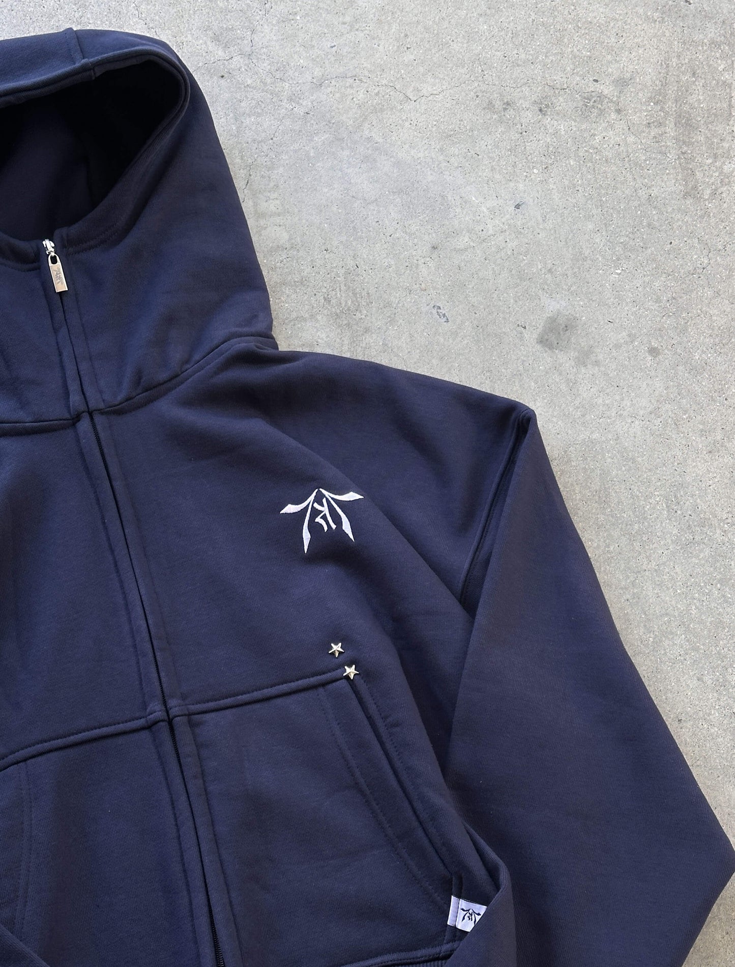 BLACK NAVY ZIP-HOODIE (PREORDER)
